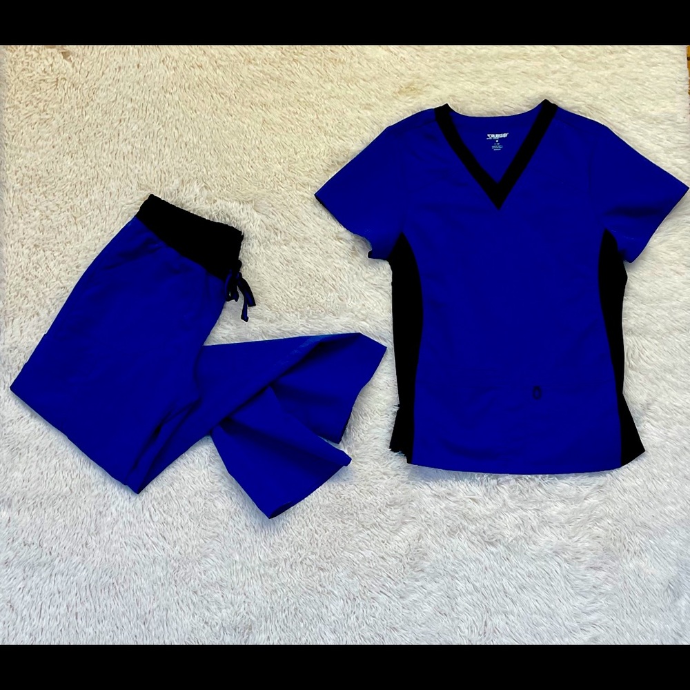 Electric Blue Scrub Star Sz S- top & Sz XS bottoms